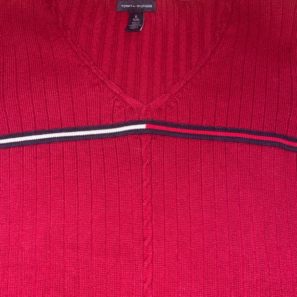 Red Tommy Hilfiger sweater - Picture 3 of 4